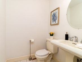 12-20 Richardson Street 14, Newton MA 02458