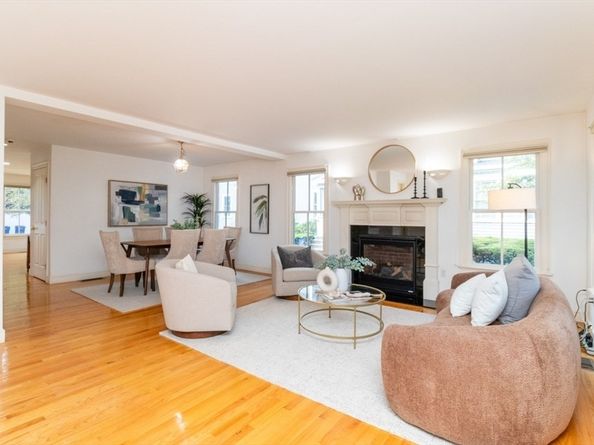 12-20 Richardson Street 14, Newton MA 02458