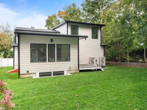 76 Harding St, Newton MA 02465