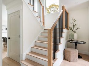 76 Harding St, Newton MA 02465