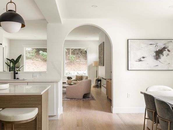 76 Harding St, Newton MA 02465