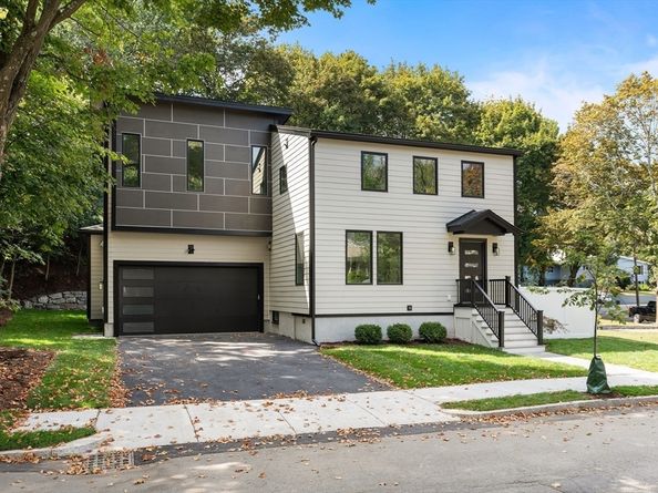 76 Harding St, Newton MA 02465