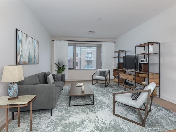 45 Lewis St 403, Boston MA 02128