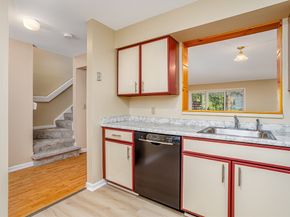 535 South St 42A, Fitchburg MA 01420
