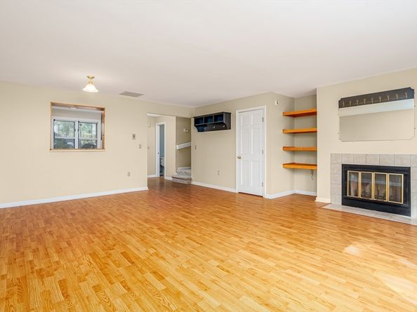 535 South St 42A, Fitchburg MA 01420
