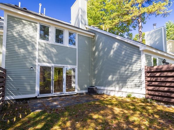 535 South St 42A, Fitchburg MA 01420