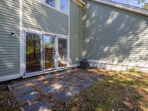 535 South St 42A, Fitchburg MA 01420