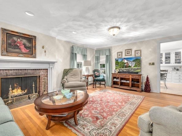 647 Main Street, Shrewsbury MA 01545