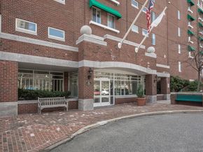 6 Canal Park 105, Cambridge MA 02141