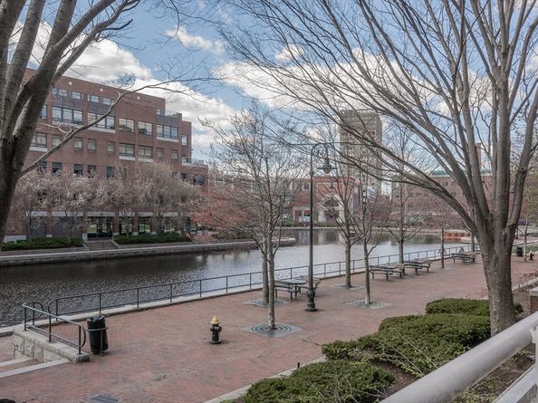 6 Canal Park 105, Cambridge MA 02141