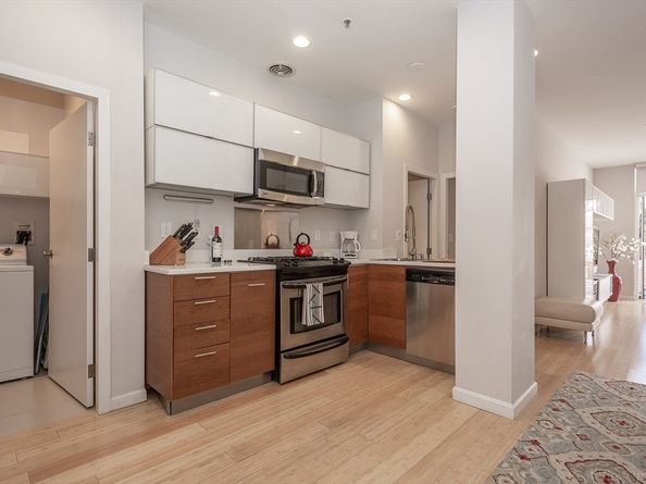 6 Canal Park 105, Cambridge MA 02141