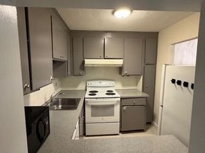 15 Cass Street 3, Boston MA 02132