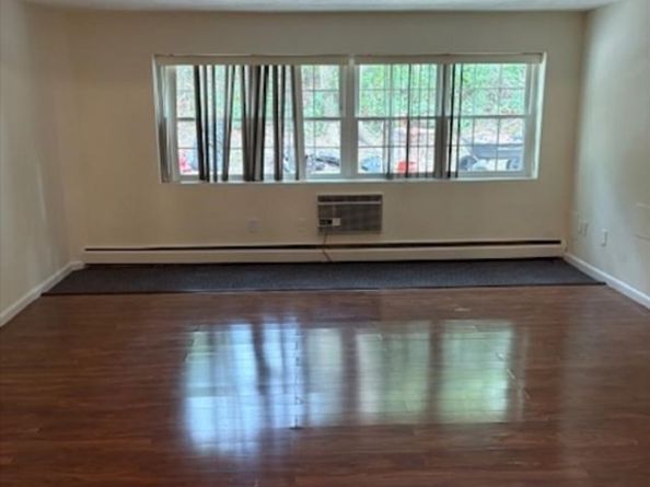 15 Cass Street 3, Boston MA 02132