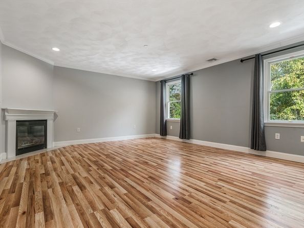 216 Rangeway 192, Billerica MA 01862