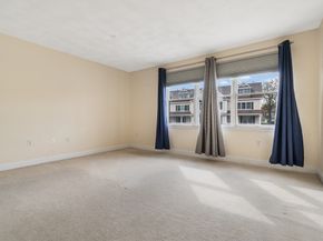 216 Rangeway 192, Billerica MA 01862