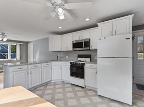1 Violet Rd, Burlington MA 01803