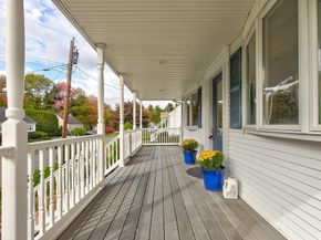 1 Violet Rd, Burlington MA 01803