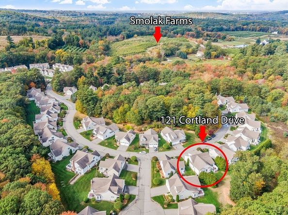 121 Cortland Drive 121, North Andover MA 01845