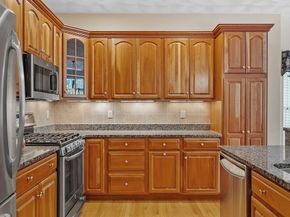 121 Cortland Drive 121, North Andover MA 01845