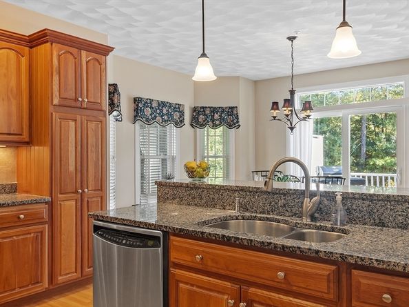 121 Cortland Drive 121, North Andover MA 01845