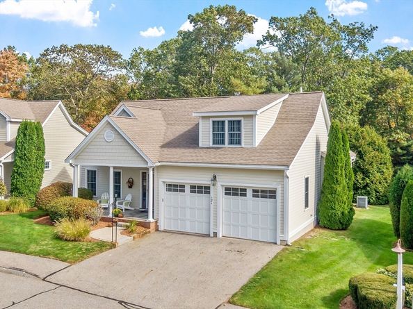121 Cortland Drive 121, North Andover MA 01845