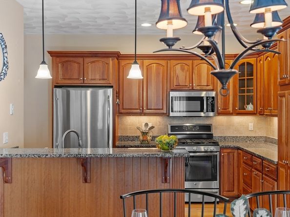 121 Cortland Drive 121, North Andover MA 01845