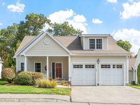 121 Cortland Drive 121, North Andover MA 01845