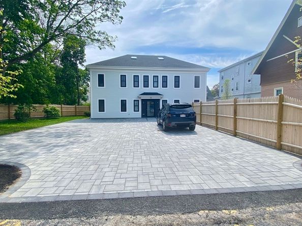 15 Yuill Circle 1, Boston MA 02136