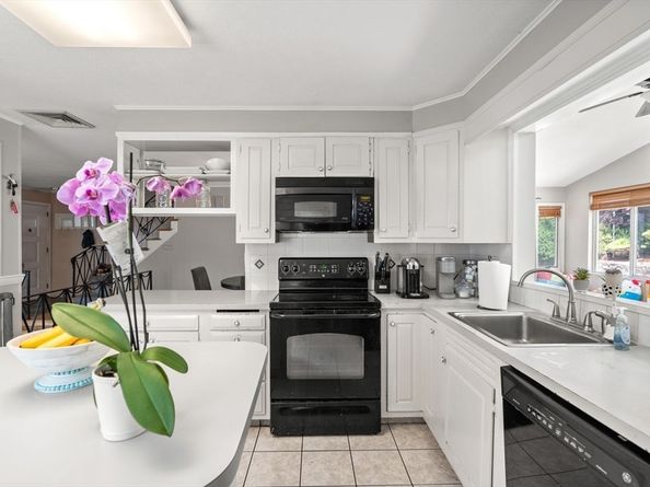209-211 Suffolk Ave, Revere MA 02151