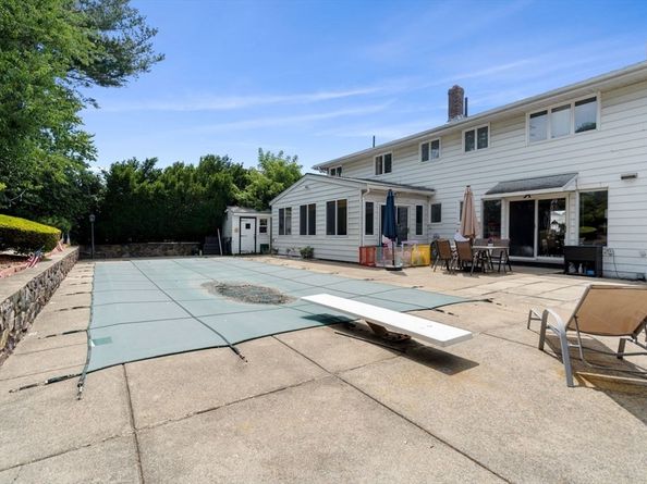 209-211 Suffolk Ave, Revere MA 02151
