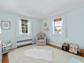 121 Hillside Ave, Quincy MA 02170