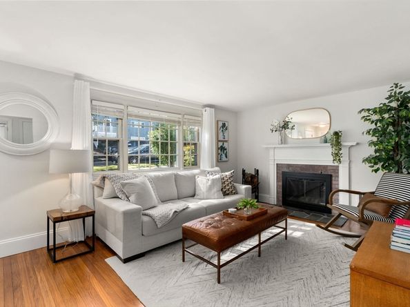 121 Hillside Ave, Quincy MA 02170