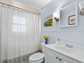 121 Hillside Ave, Quincy MA 02170