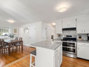 121 Hillside Ave, Quincy MA 02170