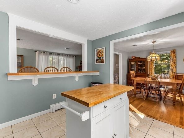 10 Trayer Road, Canton MA 02021