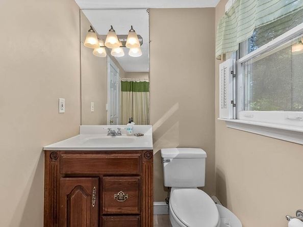 10 Trayer Road, Canton MA 02021