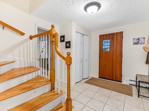 10 Trayer Road, Canton MA 02021