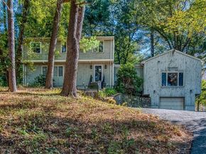 10 Trayer Road, Canton MA 02021