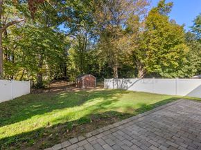 1018 Main St, Leominster MA 01453