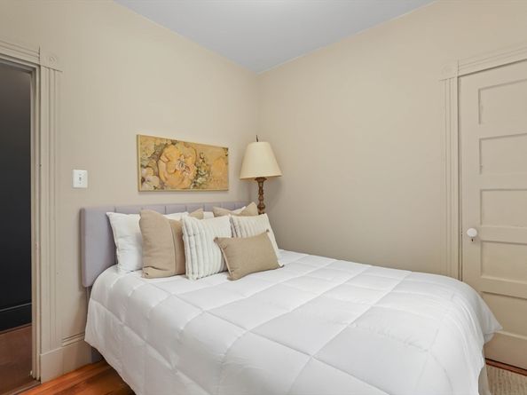 8 Spring Garden St 3, Boston MA 02125