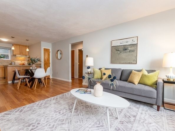 104 Trowbridge St 3, Cambridge MA 02138