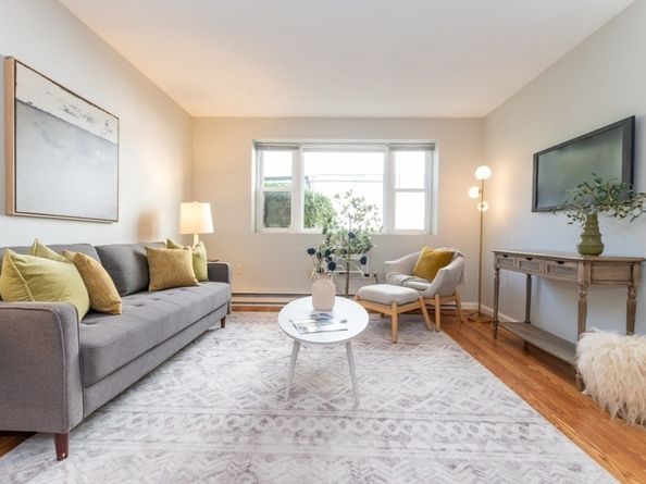 104 Trowbridge St 3, Cambridge MA 02138