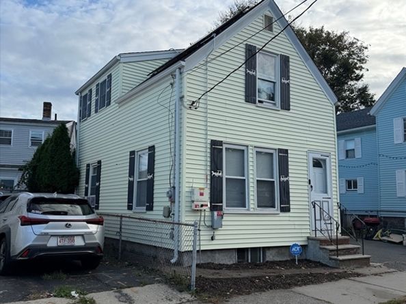 16 Linden, Lynn MA 01905