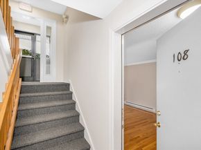 10 Abbey Rd 108, Leominster MA 01453