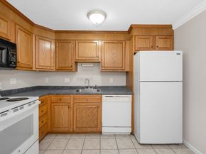 10 Abbey Rd 108, Leominster MA 01453