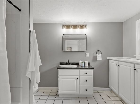 64 Ames Rd, Sudbury MA 01776