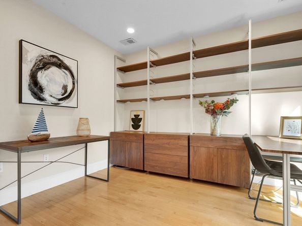 38 Brookford St 2, Cambridge MA 02140