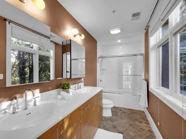 38 Brookford St 2, Cambridge MA 02140