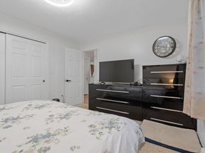 53 Bigelow Rd, Webster MA 01570