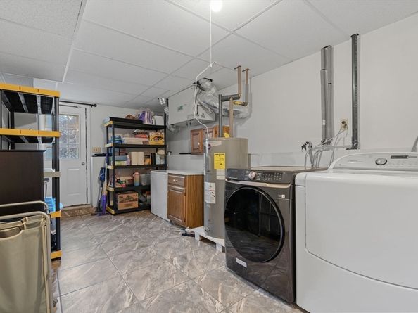 53 Bigelow Rd, Webster MA 01570